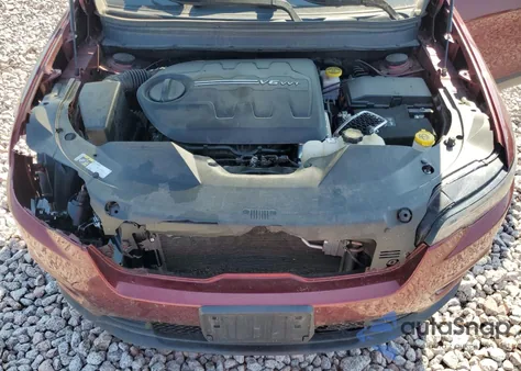 2020 Jeep Cherokee Latitude Plus z USA, uszkodzony, nr VIN 1C4PJMLX3LD596813